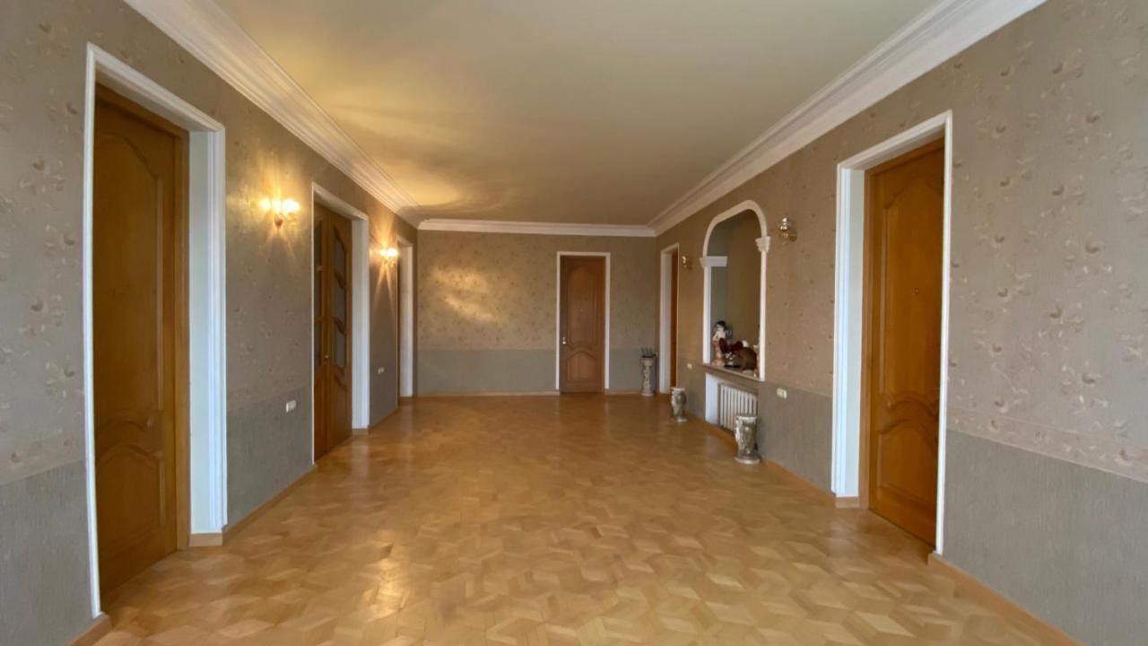 Apartments City On The Palm Tbilisi Exterior foto