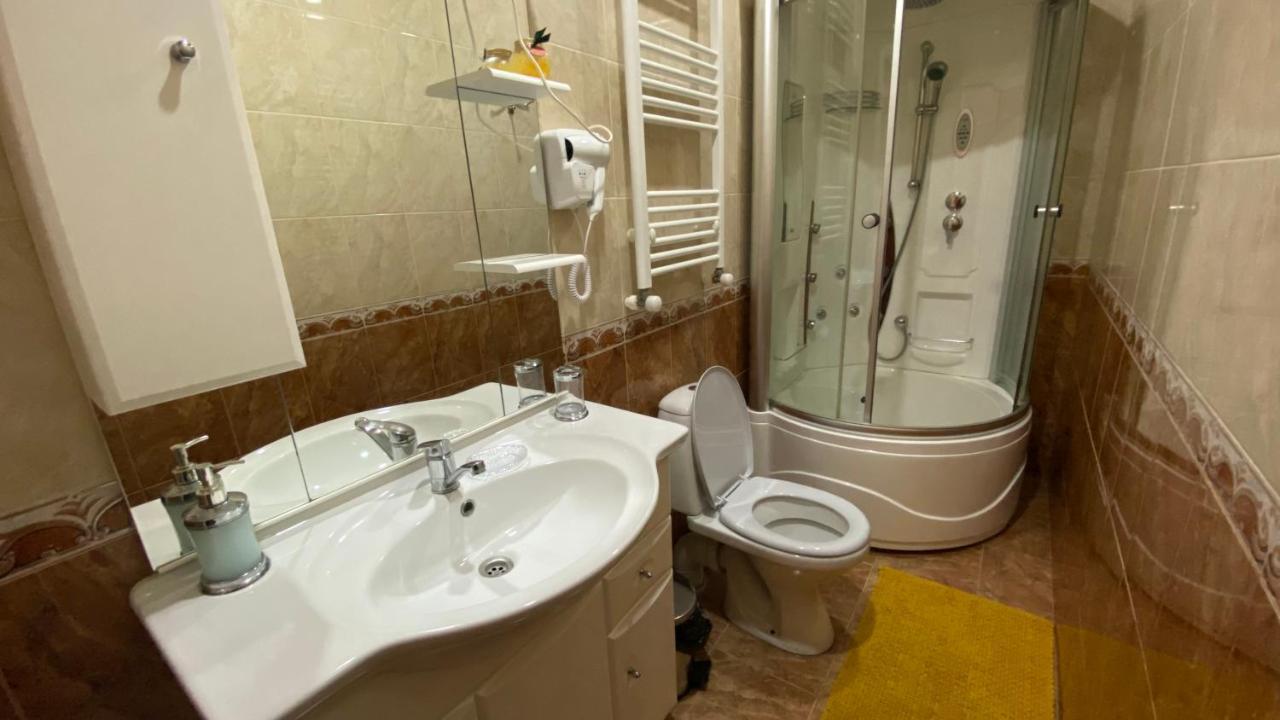 Apartments City On The Palm Tbilisi Exterior foto